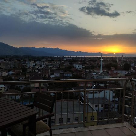 Sunset View Apartment Shkoder Rooftop Ngoại thất bức ảnh