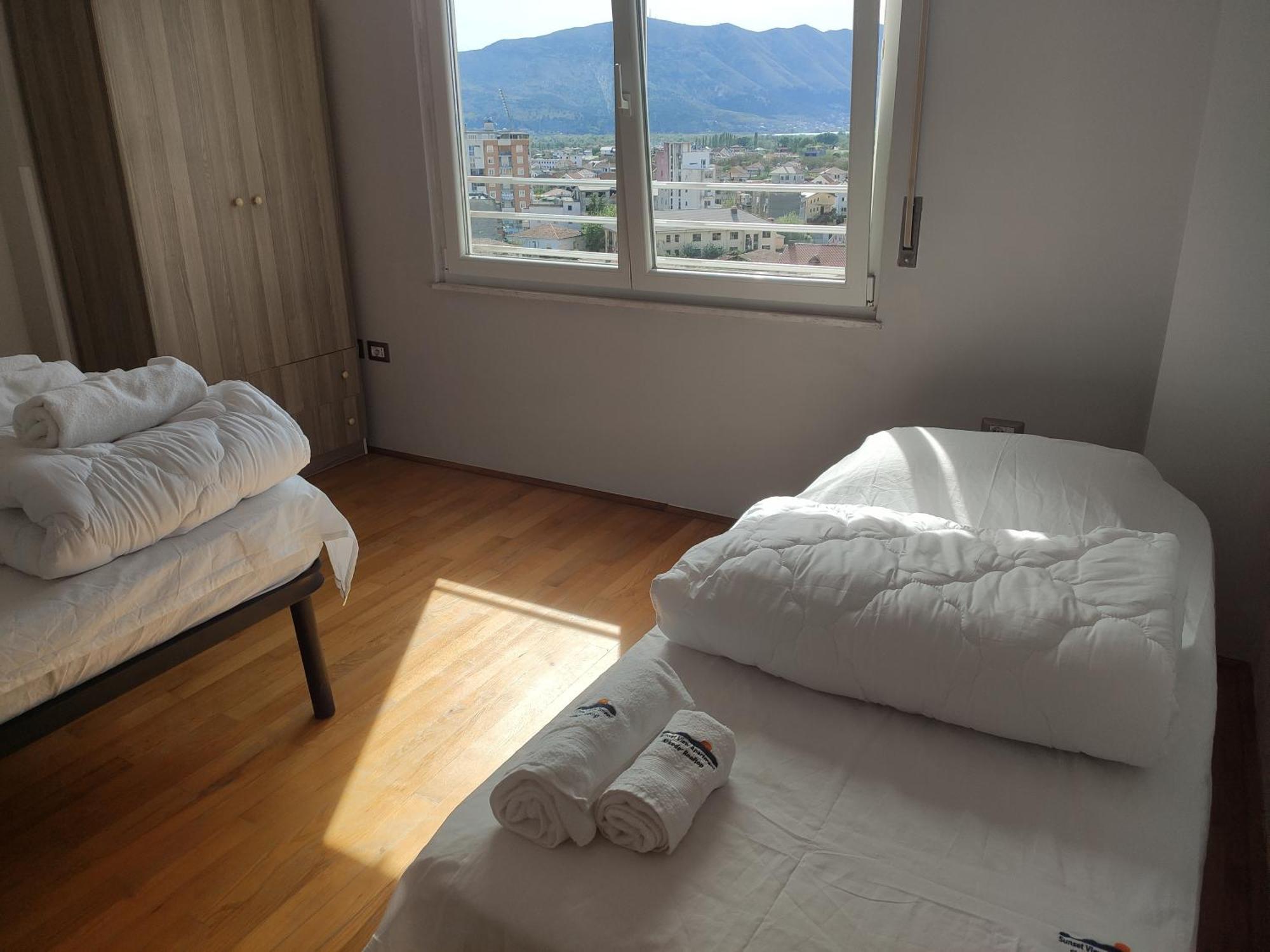 Sunset View Apartment Shkoder Rooftop Ngoại thất bức ảnh